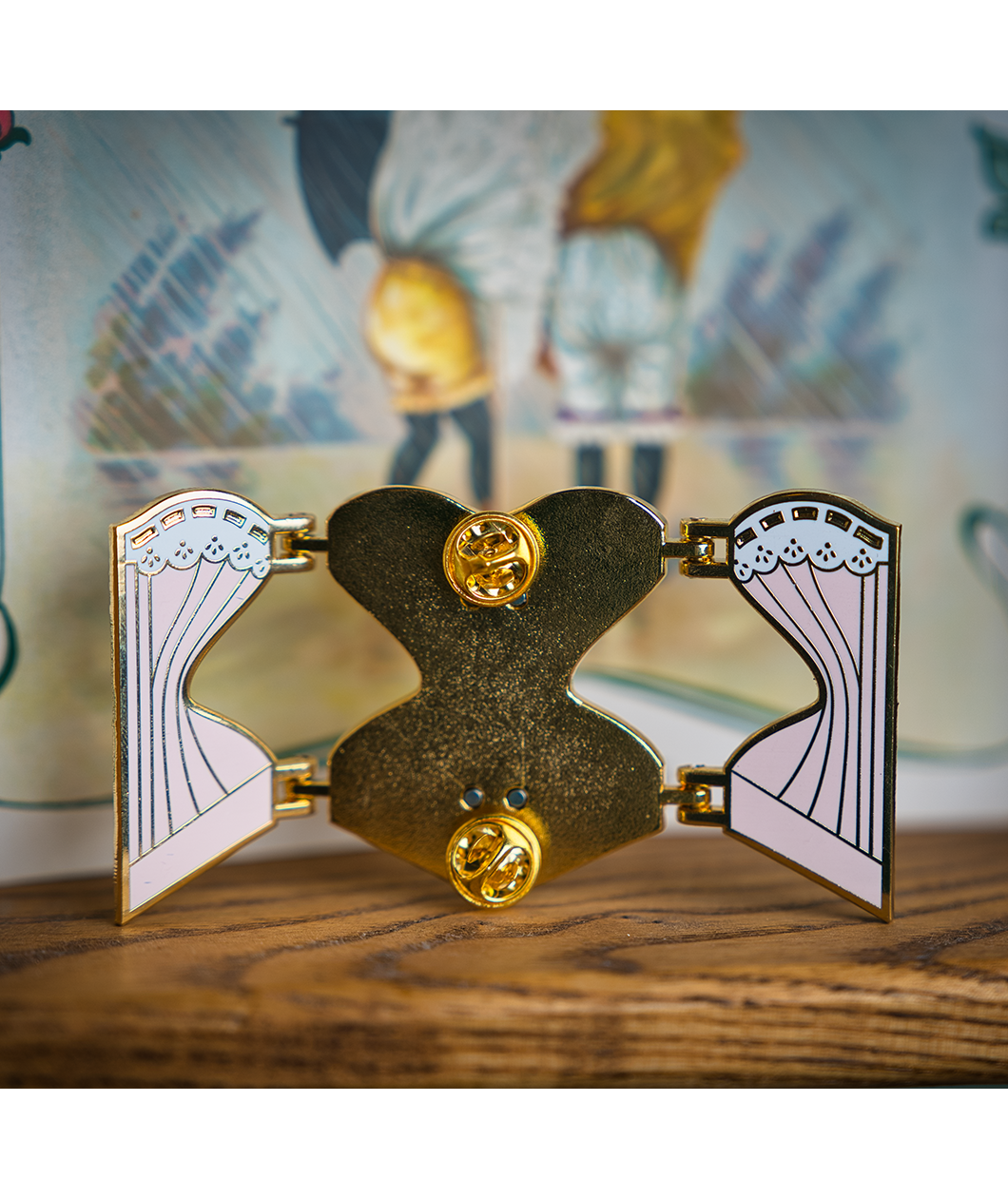 Made You Look Corset Pin