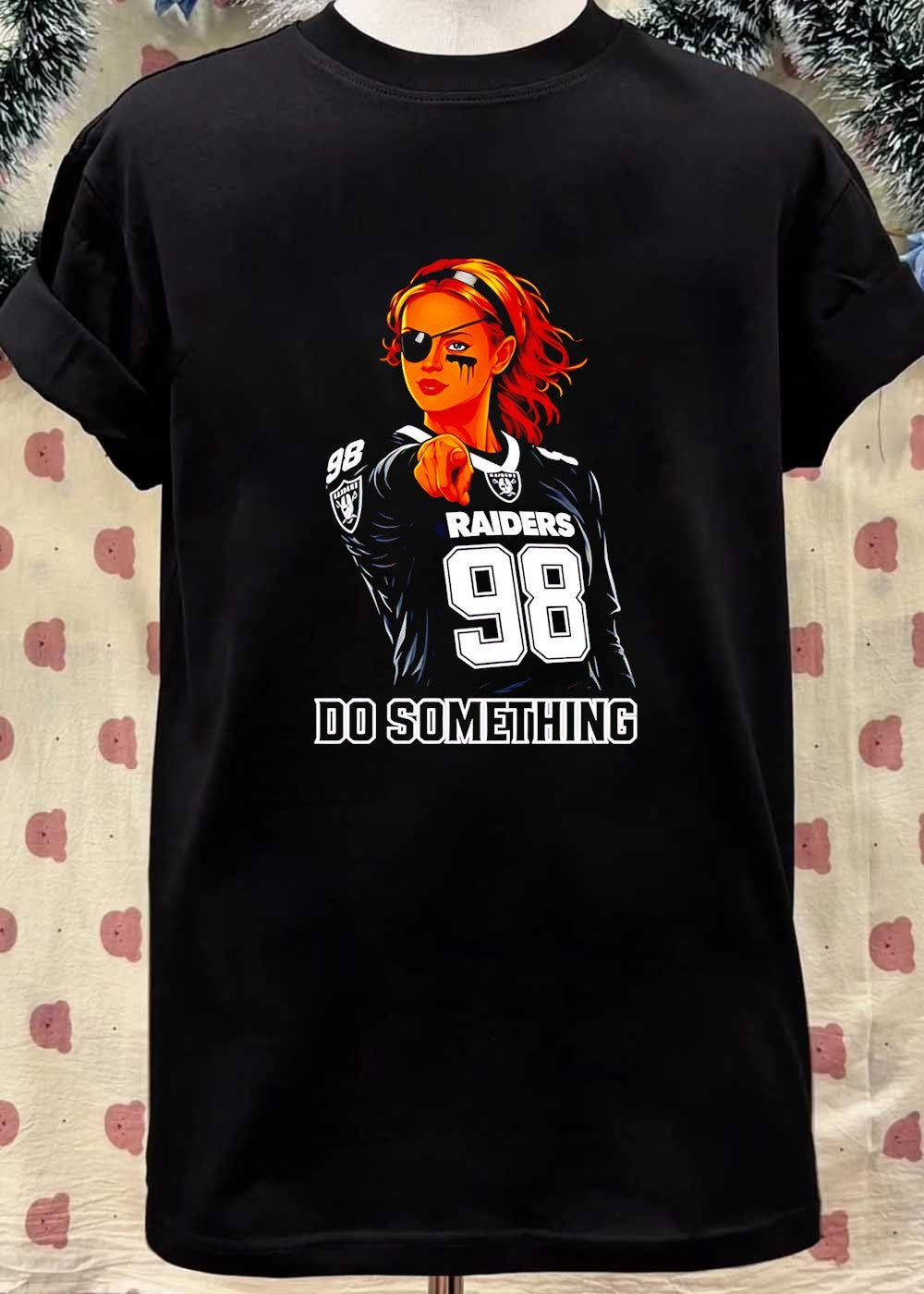 Do Something Raiders Football Woman Pointing Raiders 98 T-Shirt