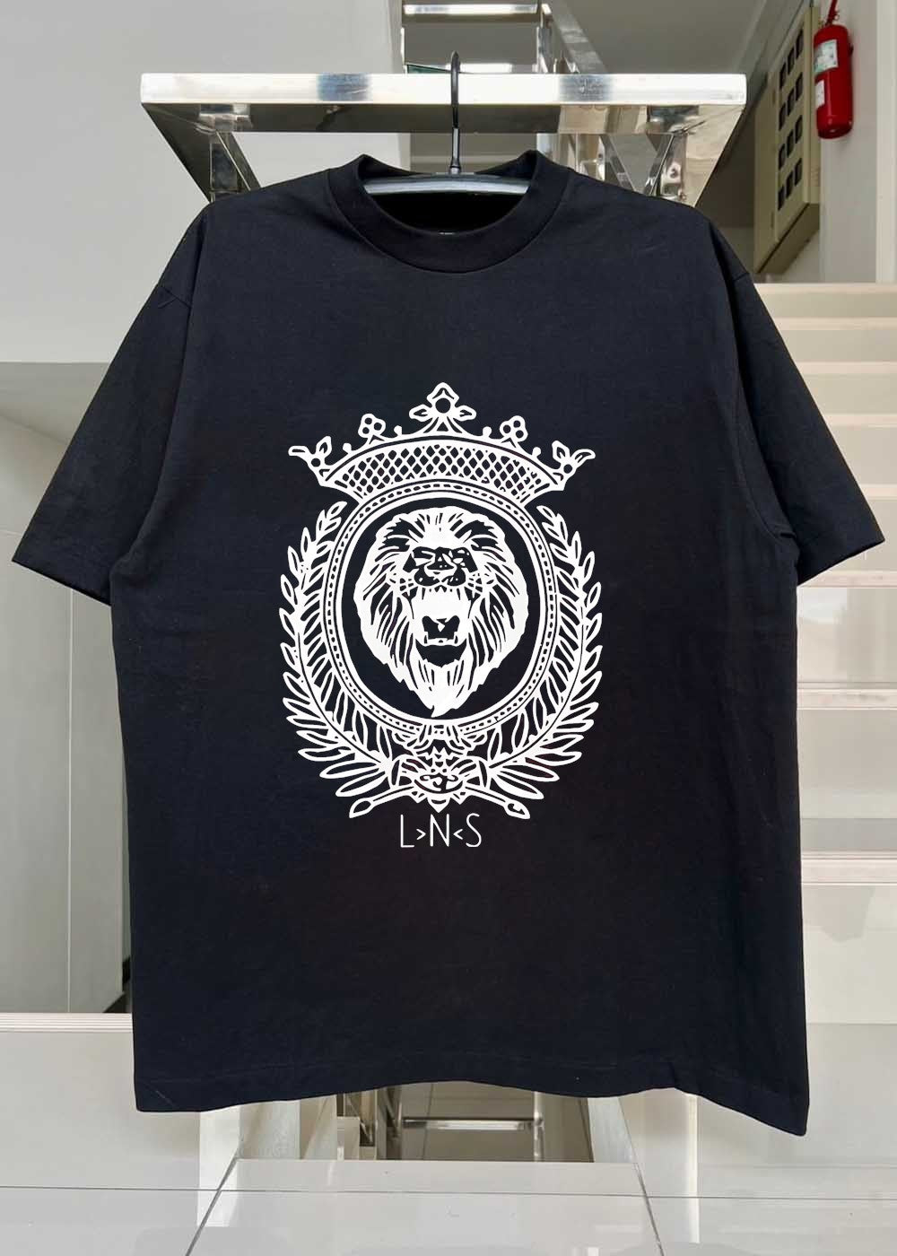 LNS Lion Emblem Heraldic Crest Monochromatic Graphic Cotton T-Shirt