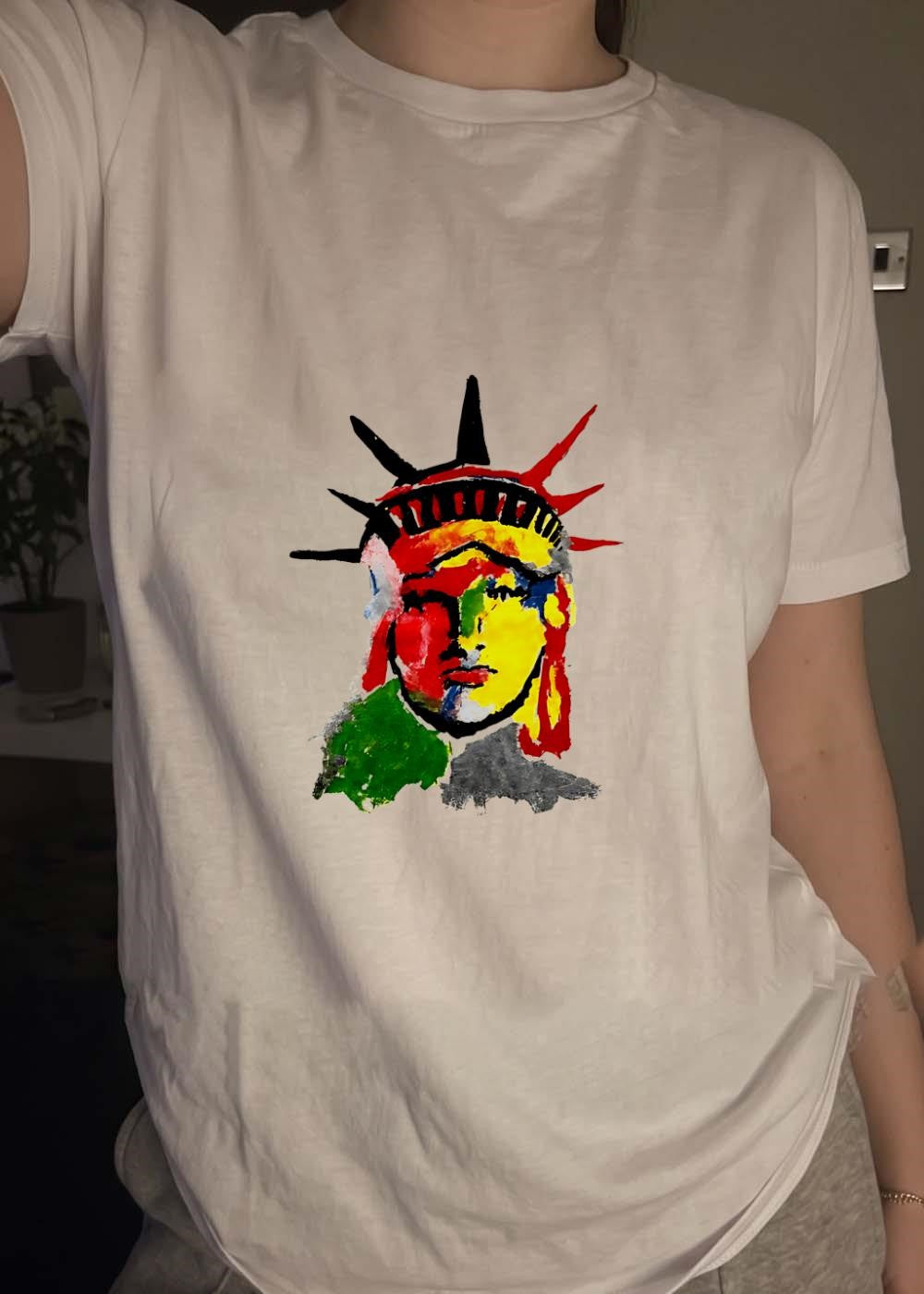 Liberty Pop Art Style Abstract Statue of Liberty T-Shirt