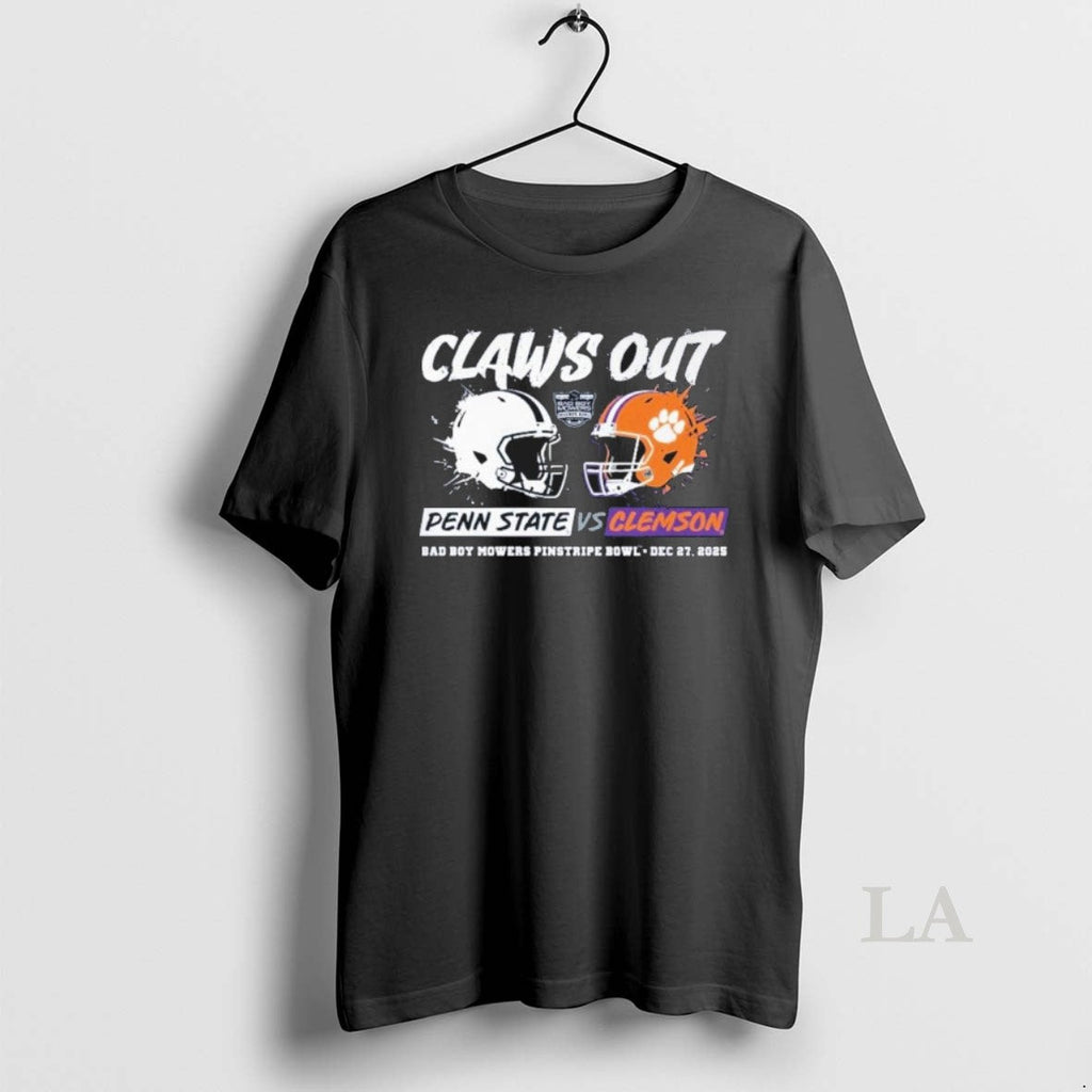 Original Penn State Vs Clemson 2025 Pinstripe Bowl Claws Out Dueling Helmets T-Shirts, Hoodie, Sweatshirt