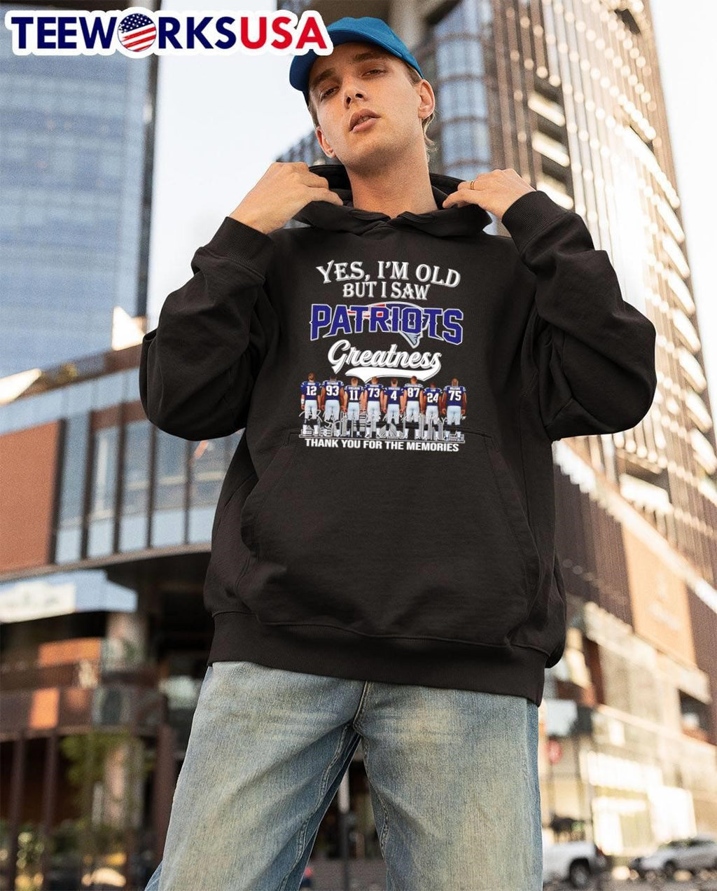 Patriots Memories Yes I’m Old But I Saw Greatness Players Signature T-Shirt
