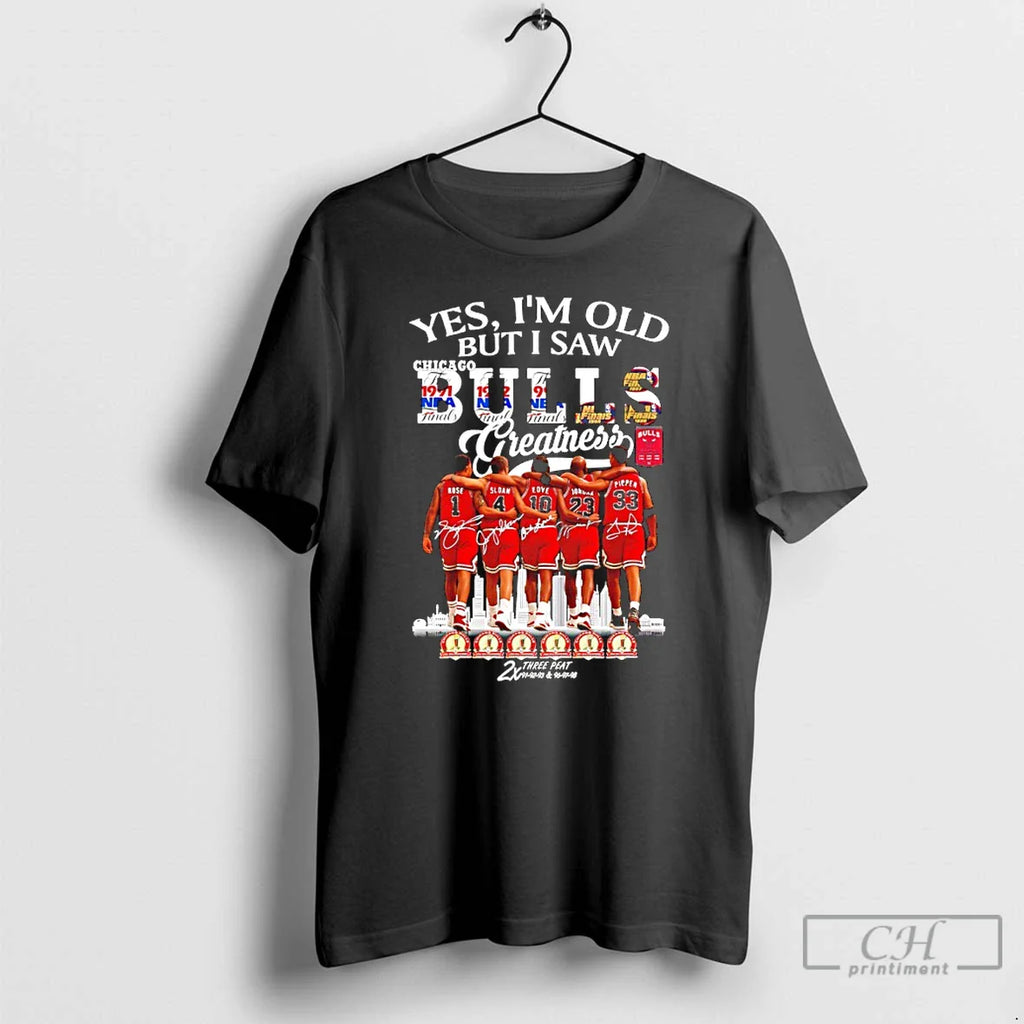 Yes Im Old But I Saw Chicago Bulls Greatest Players Skyline Signatures T-Shirts, Hoodie, Sweatshirt