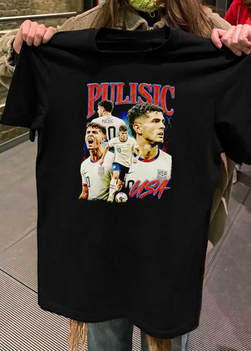 Pulisic USA Soccer Player Running and Yelling Pulisic USA T-Shirt