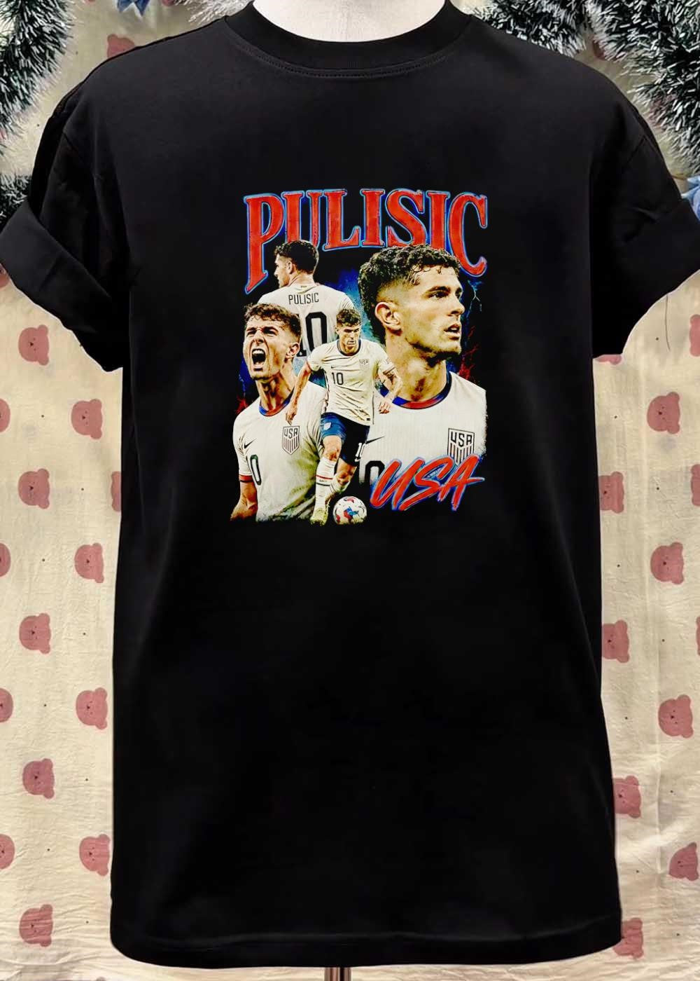 Pulisic USA Soccer Player Running and Yelling Pulisic USA T-Shirt