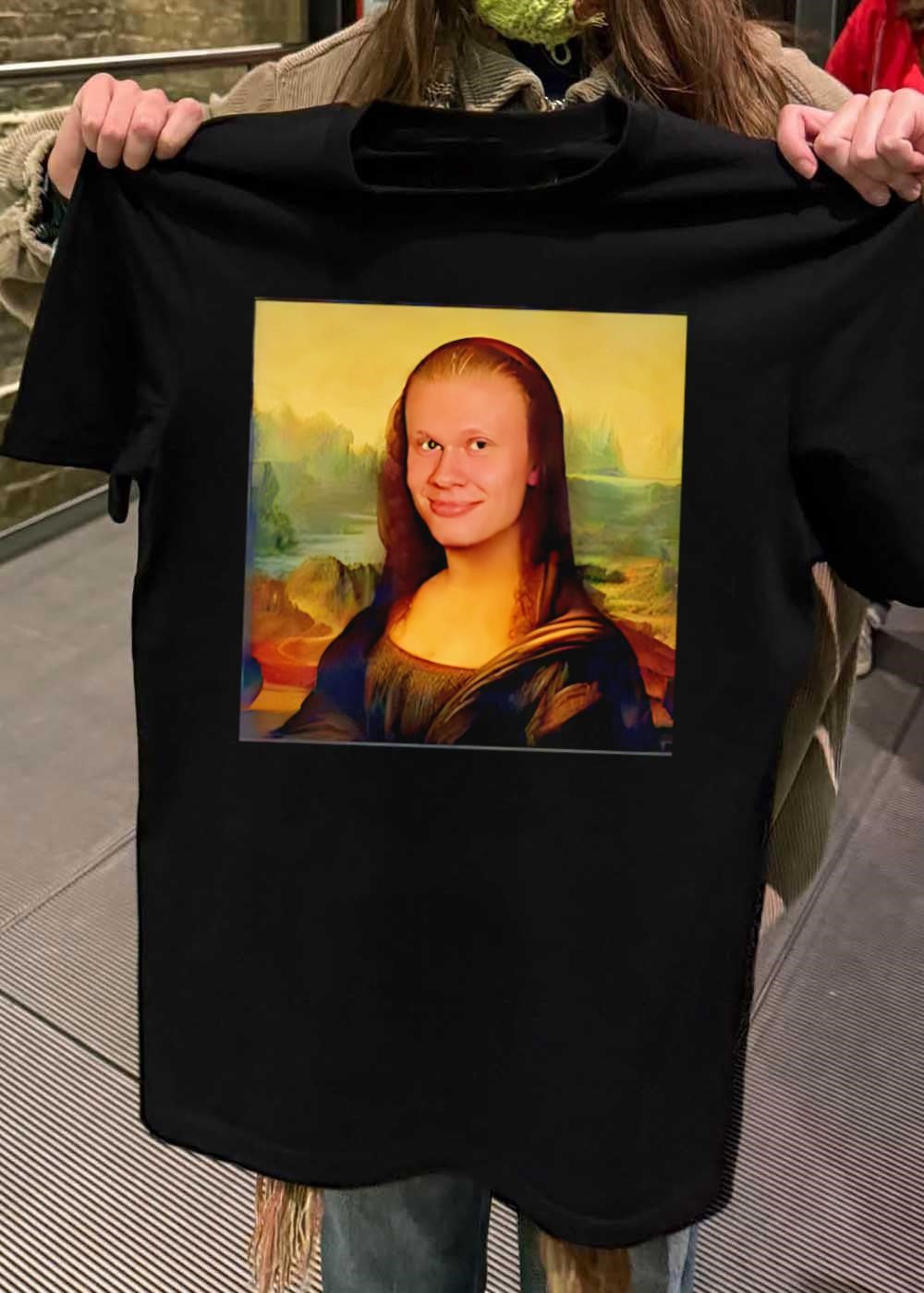 The Mona Haaland Painting Smile Erling Haaland T-Shirt