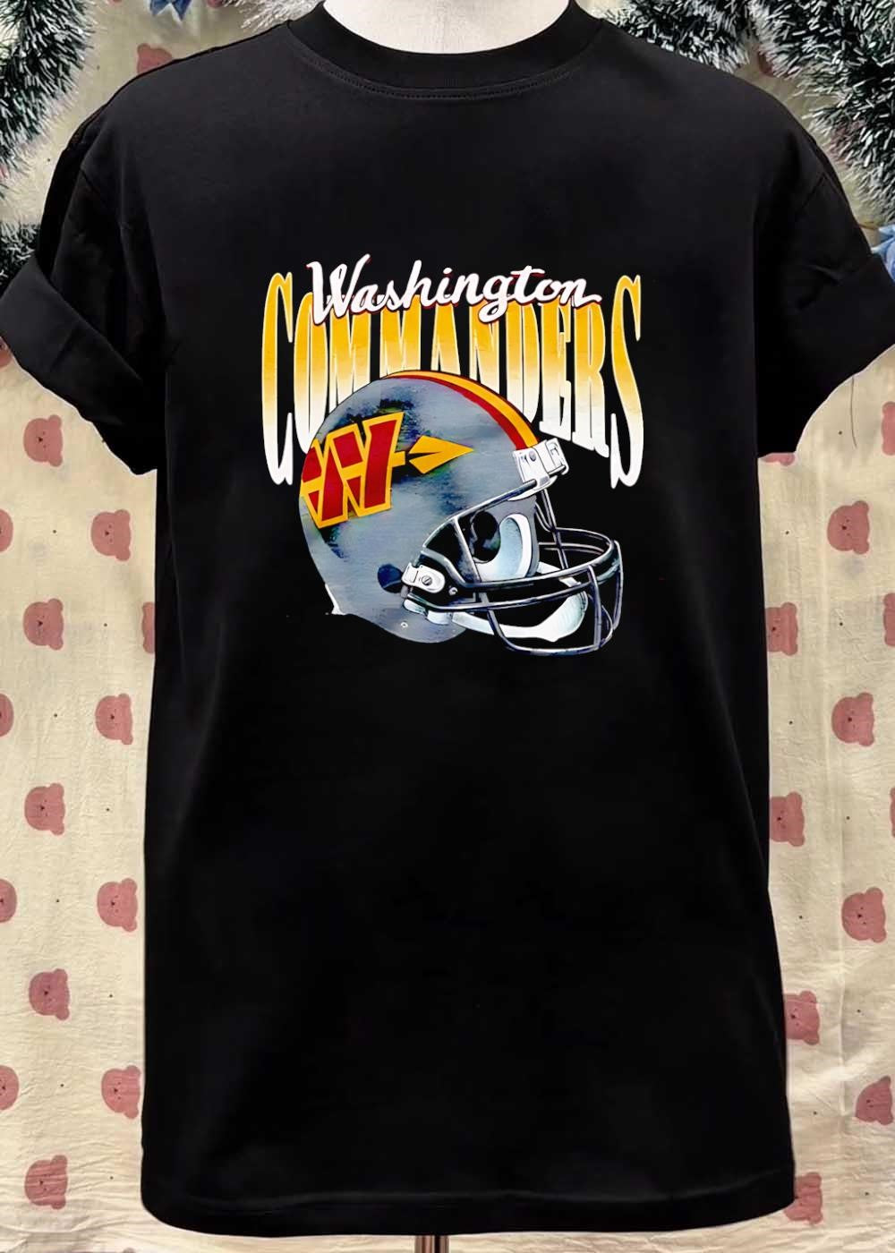 Washington Commanders Football Helmet Men’s T-Shirt