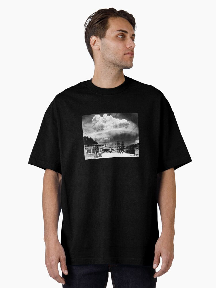 Mushroom Cloud Over Nagasaki From Koyagi-jima – WW2 – 1945 Oversized T-Shirt