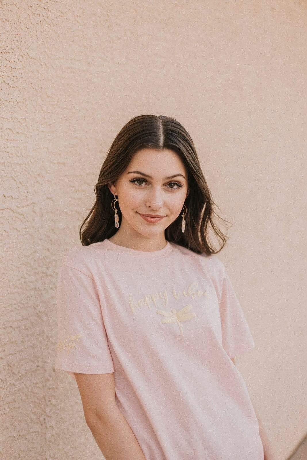 Jazlyn Jade 'Happy Vibes' Light Pink T-Shirt