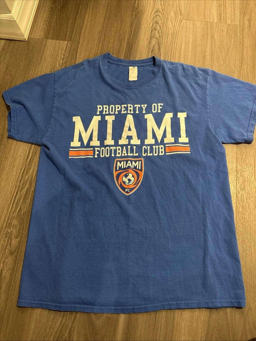 Miami Football Club T-Shirt MENS SIZE LARGE