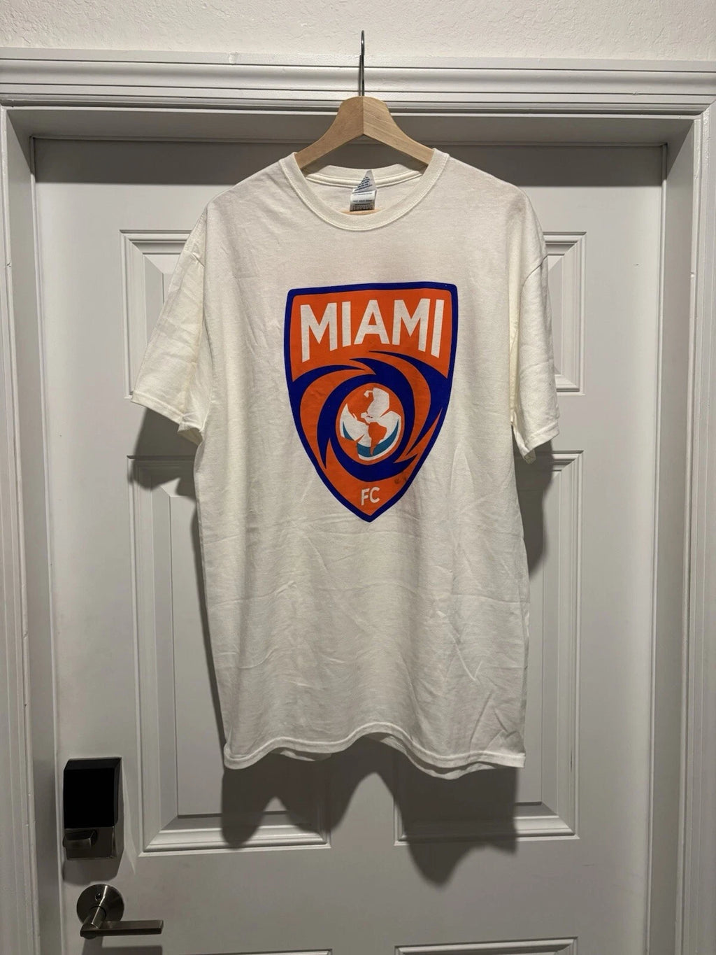 Miami FC Soccer T-Shirt Men's Size Large White Summer Schedule
