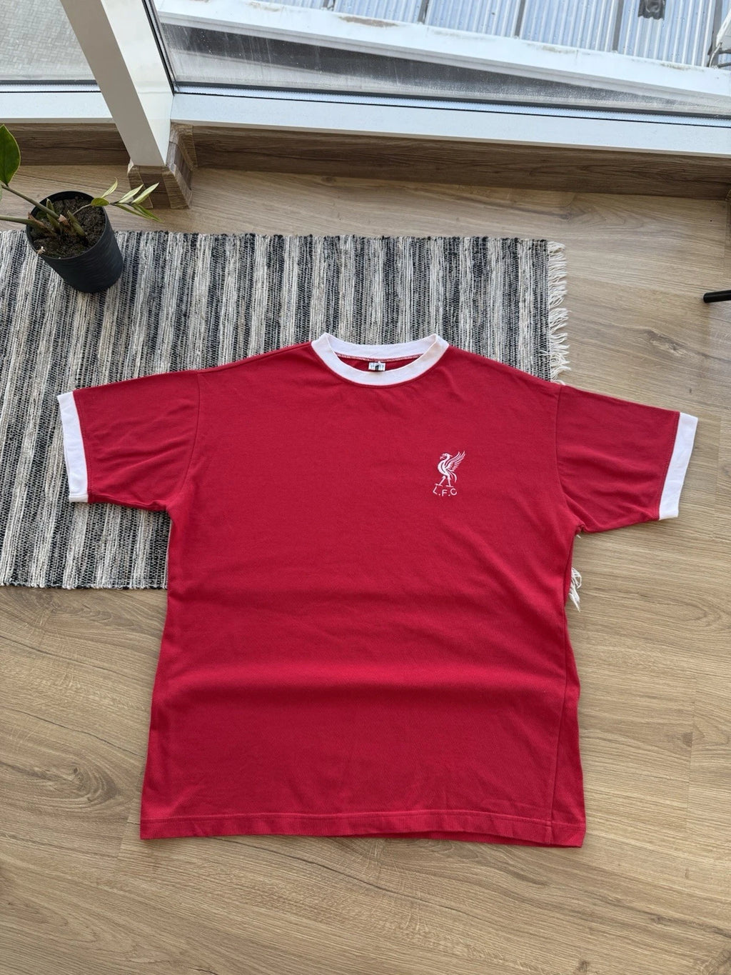 LIVERPOOL VINTAGE 80s COTTON FOOTBALL T-SHIRT SOOCER JERSEY RED L.F.C Sz M