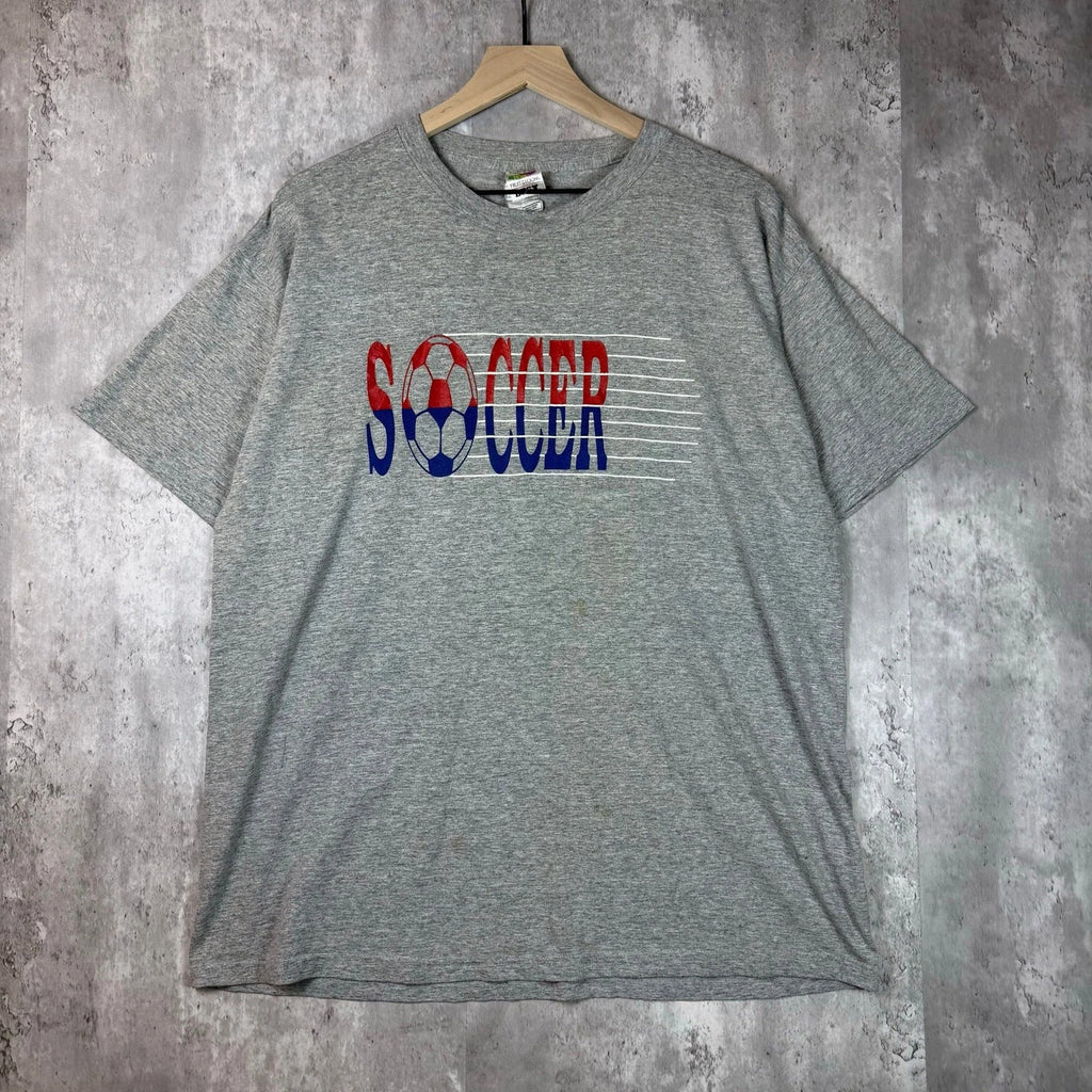 Vintage 90s soccer graphic tee XL