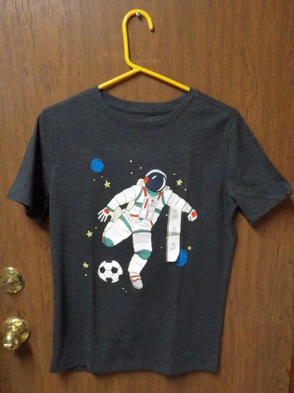 Soccer Astronaut T-Shirt Boys L 16 Cat & Jacks New Outer Space Black Dark Grey