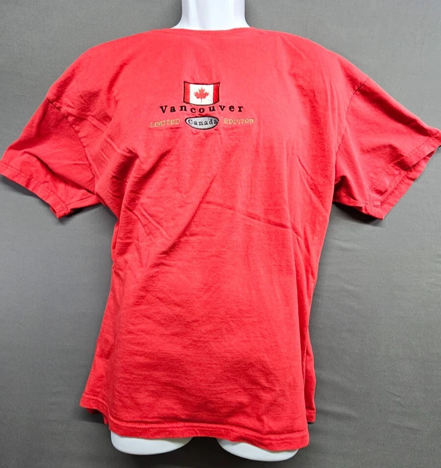 Vancouver Canada Men's T-Shirt Red  Large Casual Short Sleeve Cotton Maple Leaf