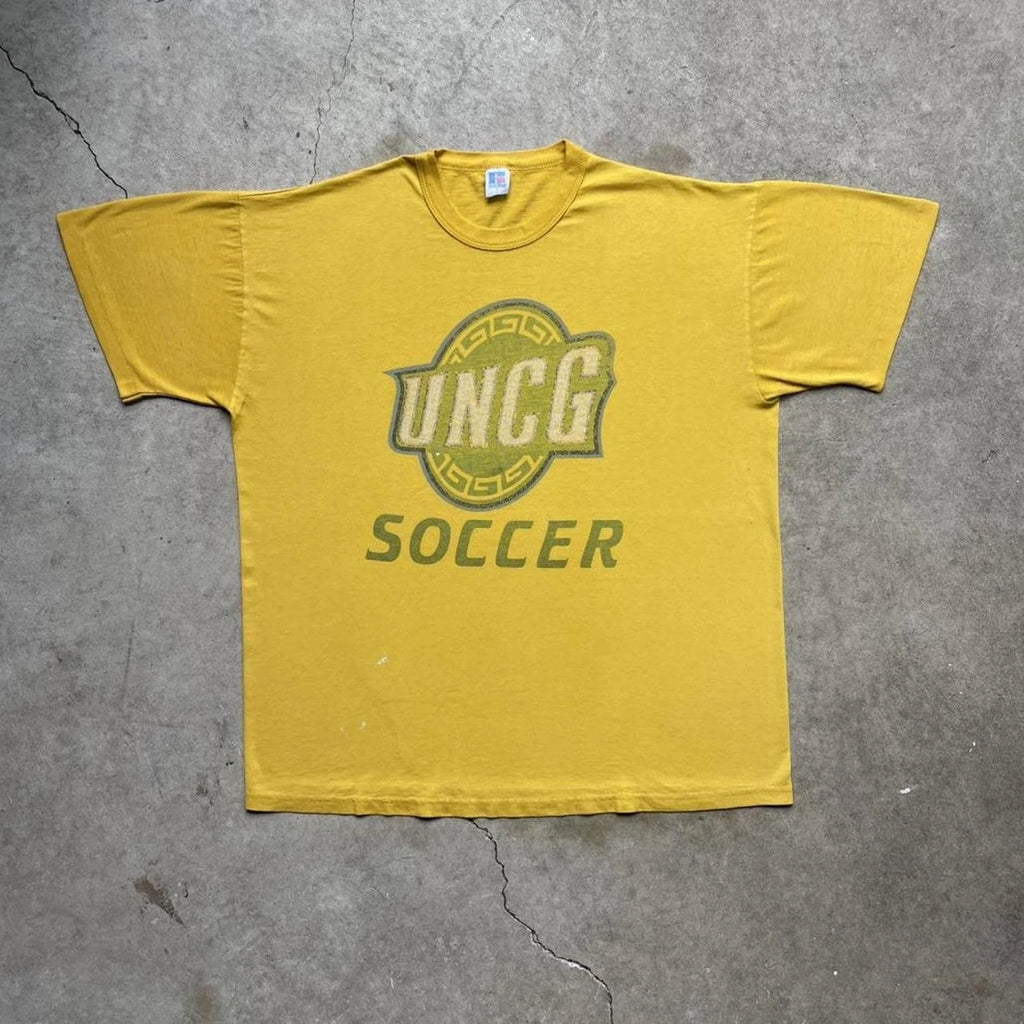 Vintage 90s USA American UNCC Soccer, Football Team Graphic Merchandise T-shirt