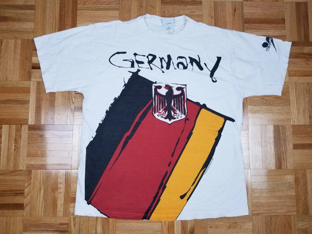 VINTAGE 1994' USA WOLRD CUP GERMANY TEAM SOCCER T-SHIRT SZ LARGE