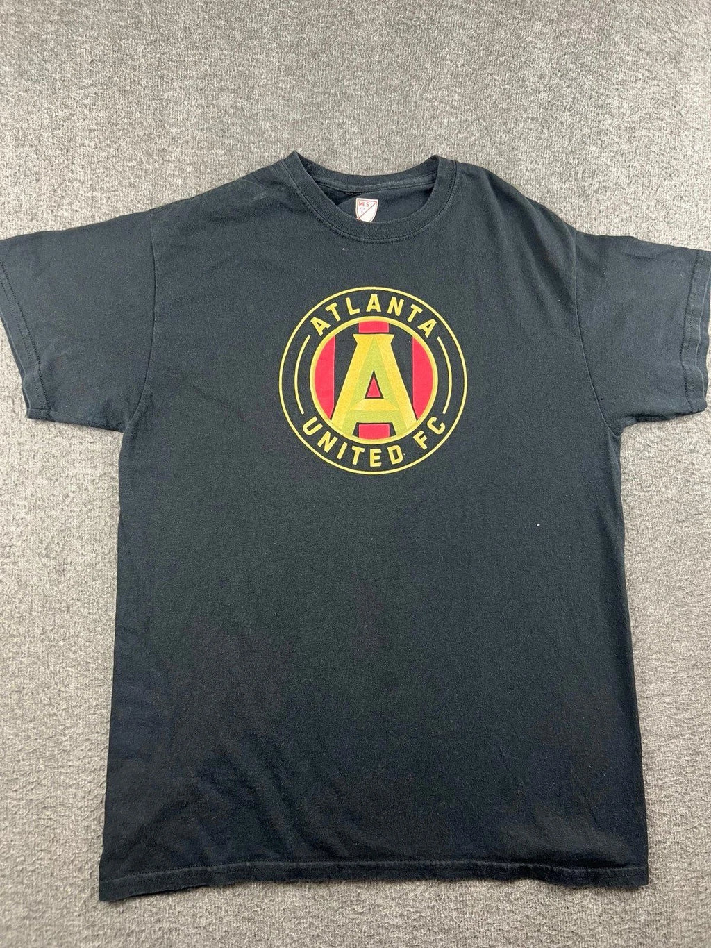 MLS Atlanta United FC Men's T-Shirt Size Medium Black Short Sleeve
