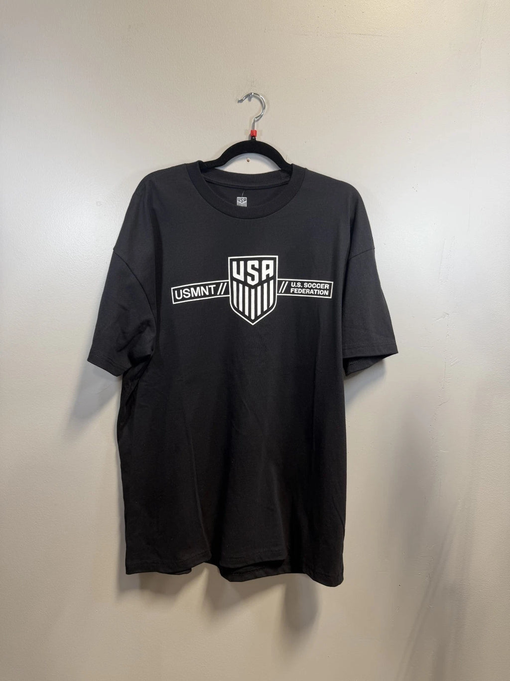 [Clothing Sample] Men's U.S. Soccer Black T-shirt Size: Large