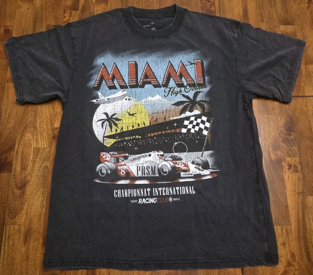 NWOT Alpha Collective Mens Miami High Octane Championnat Racing Club TShirt Med