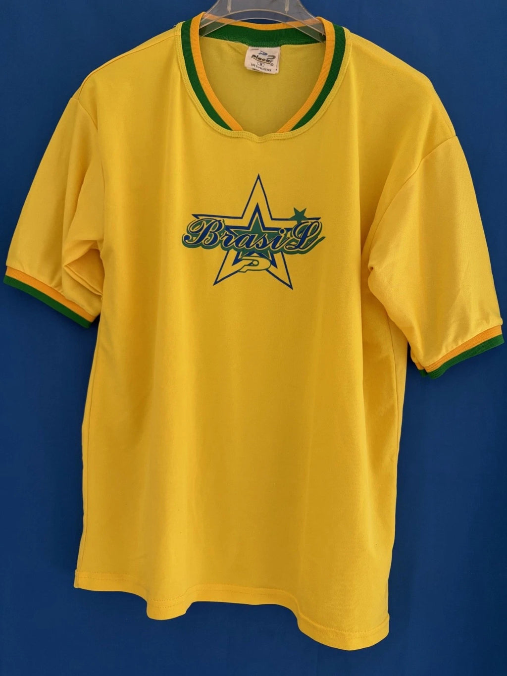 T-SHIRT 21" WIDTH X 28" LENGTH MEDIUM SIZE  BRAZILIAN POLYESTER CAMISETA  BRASIL