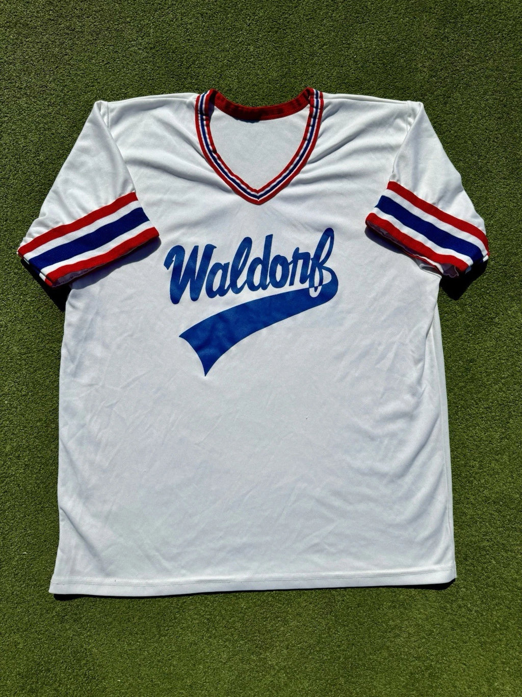 1980’s Waldorf Hotel Vintage 80’s New York City Retro NYC Men’s Soccer Jersey