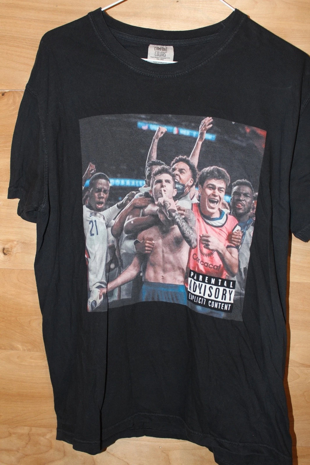 USMNT Christian Pulisic Celebration Shirt Comfort Colors Black Tee Mens M