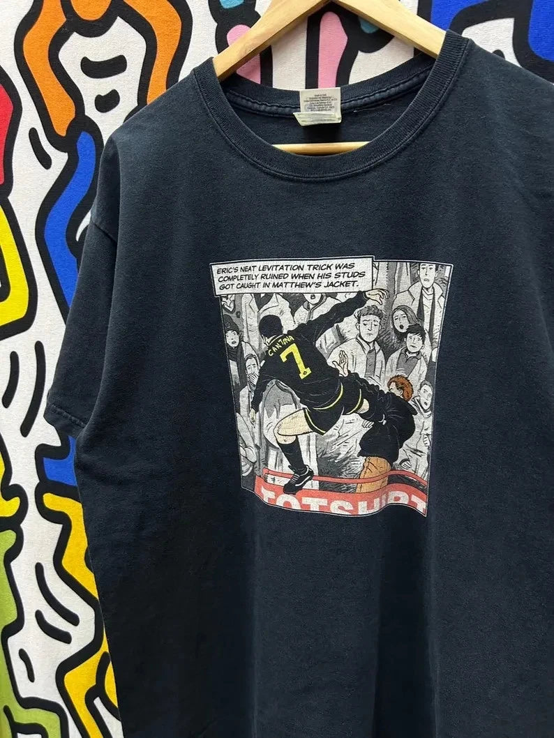 Vintage 2000s Eric Cantona Kung Fu Kick tshirt size L / Soccer / Football