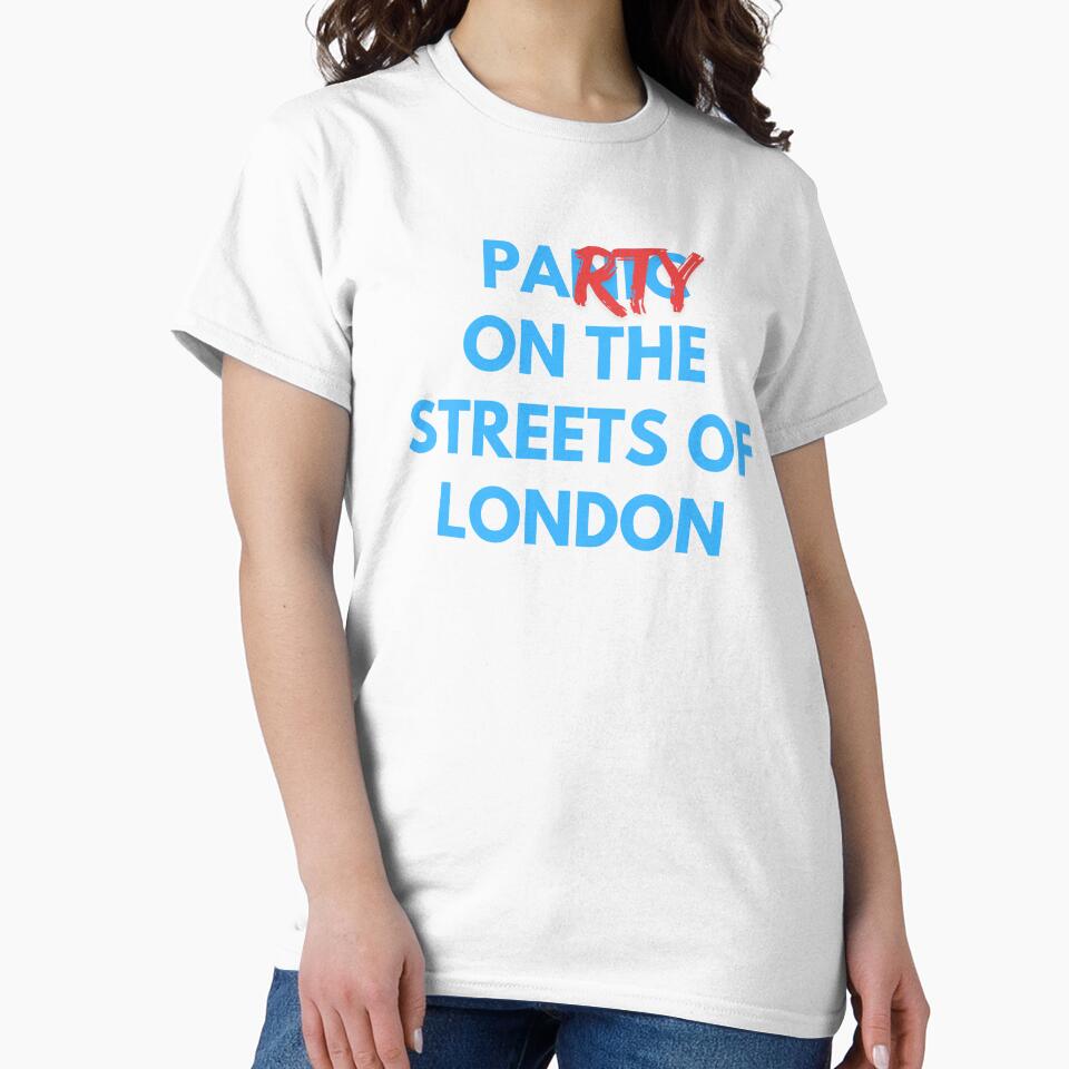 Party on the streets of London by mollymoomedia