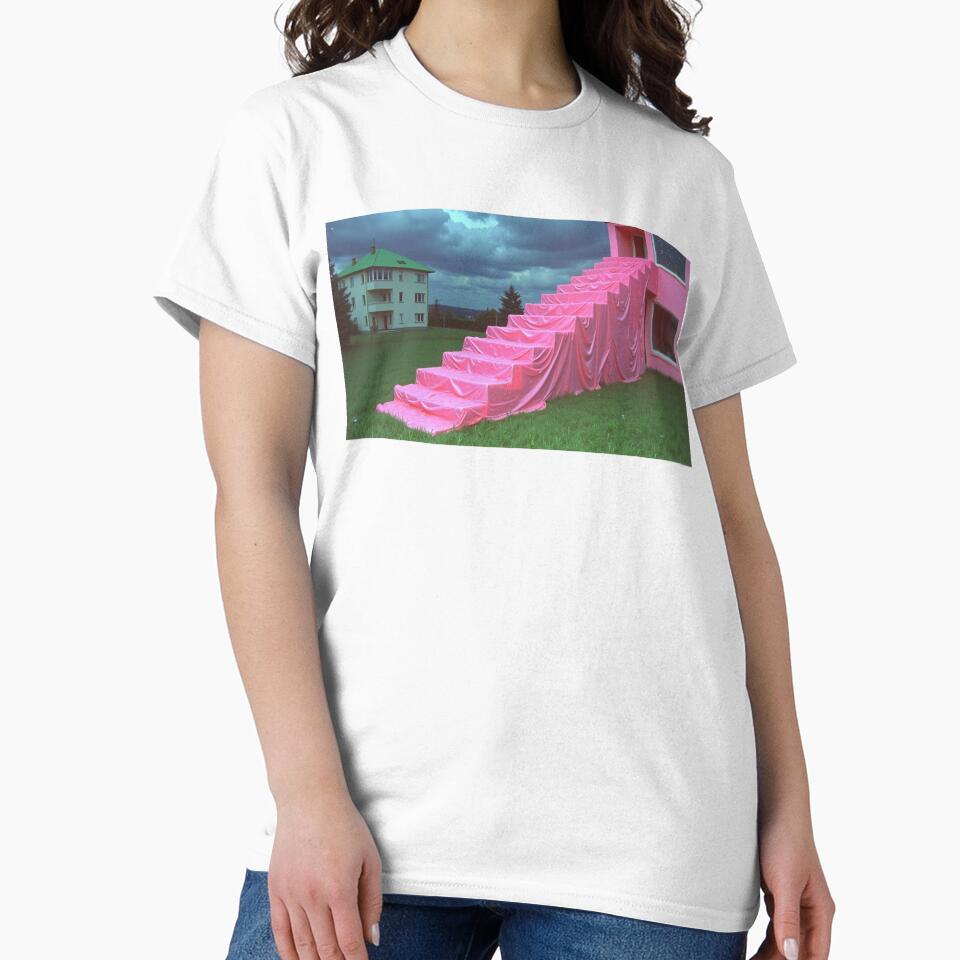Surreal Liminal Space by dreamexe