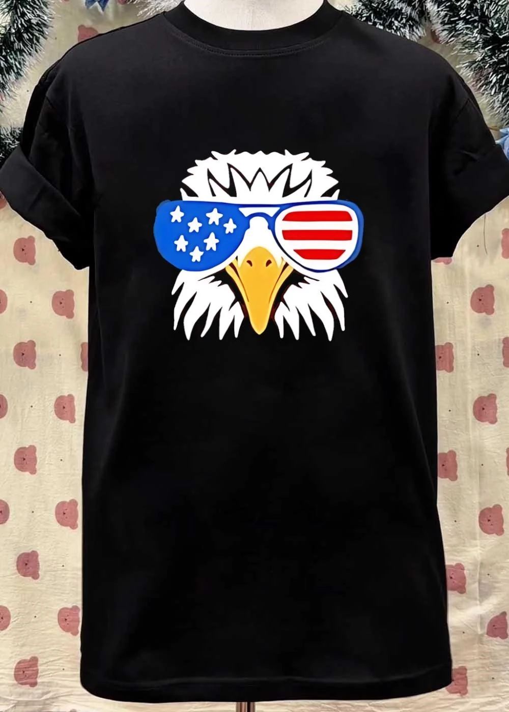 Patriotic Eagle in Flag Sunglasses American Pride Unisex T-Shirt