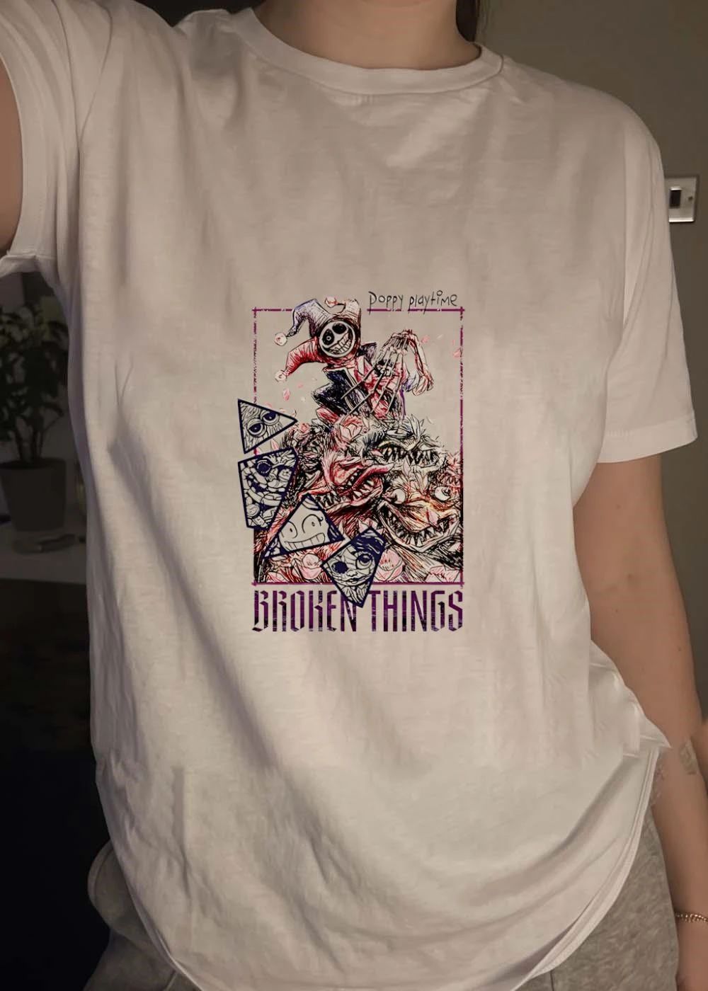 Poppy Playtime Broken Things Jester Monster Horror Art T-Shirt